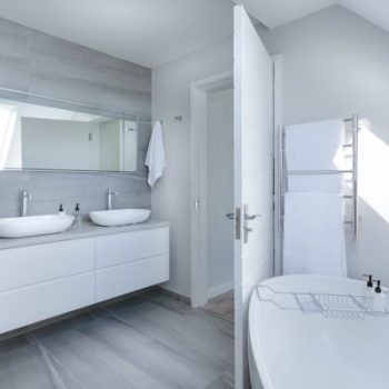 Decluttering The Bathroom - Ultimate Academy® Blog